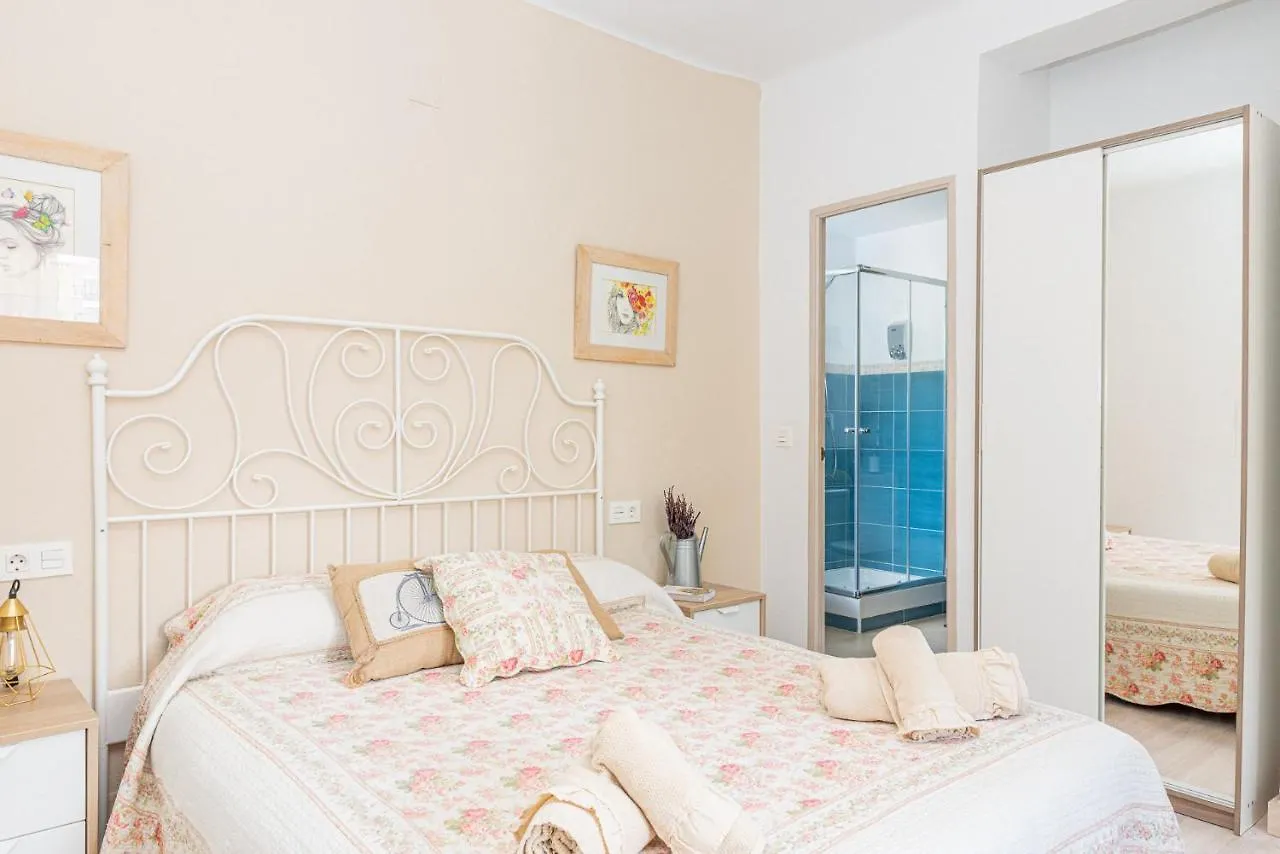 Blue Castle Guesthouse Málaga 0*,