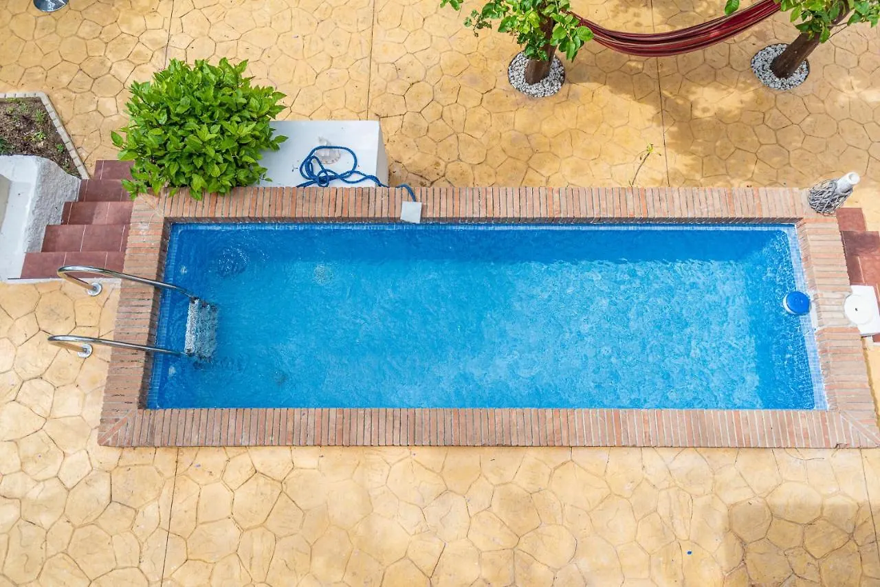 Blue Castle Guesthouse Málaga Spagna