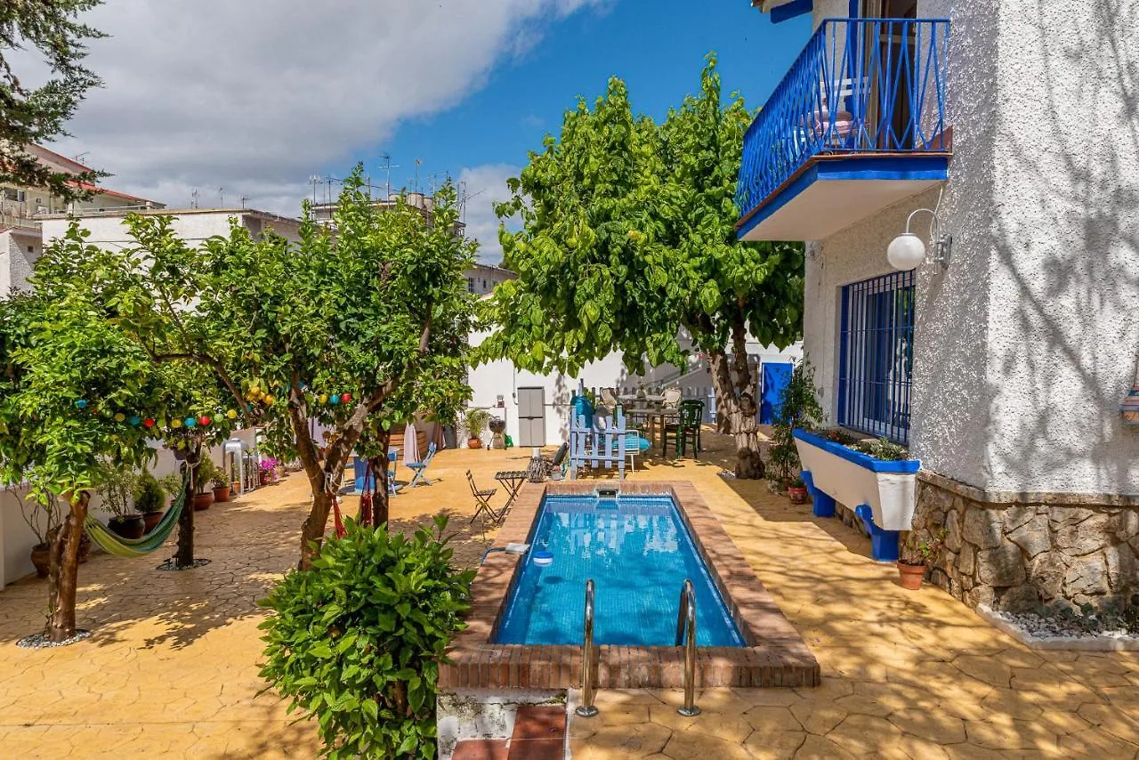 Blue Castle Guesthouse Малага Испания
